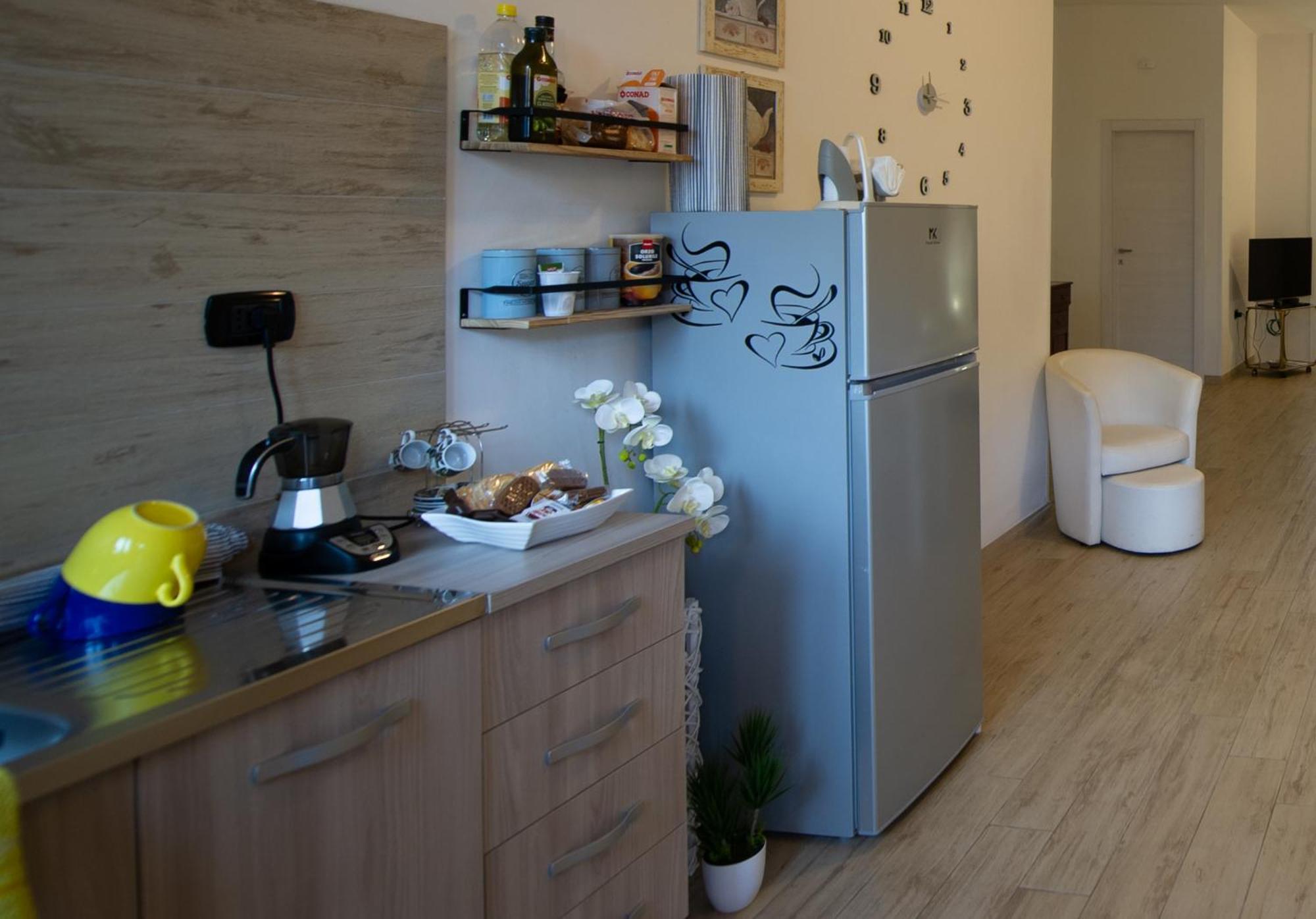 Intero Alloggio, Binario 18 Brindisi Exterior photo